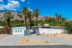 1841 N Berne Dr, Palm Springs, California
